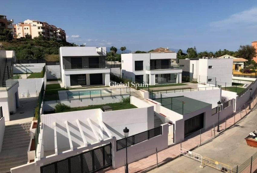 Nueva construcción  - VILLA -
MANILVA - La Duquesa