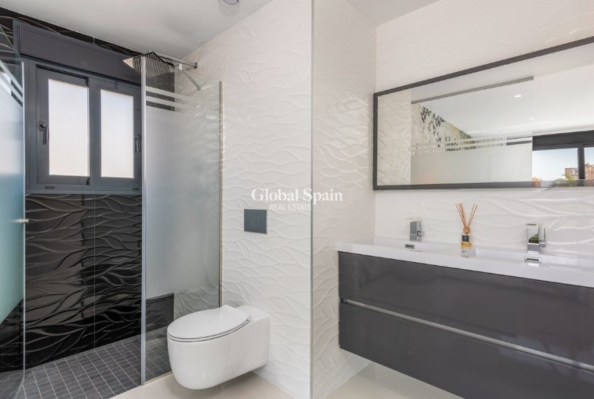 Nueva construcción  - Villa -
Mar Menor - Playa Honda