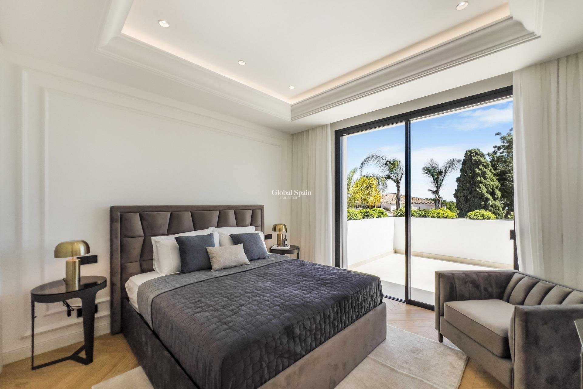 Nueva construcción  - VILLA -
MARBELLA - Lomas De Marbella Club