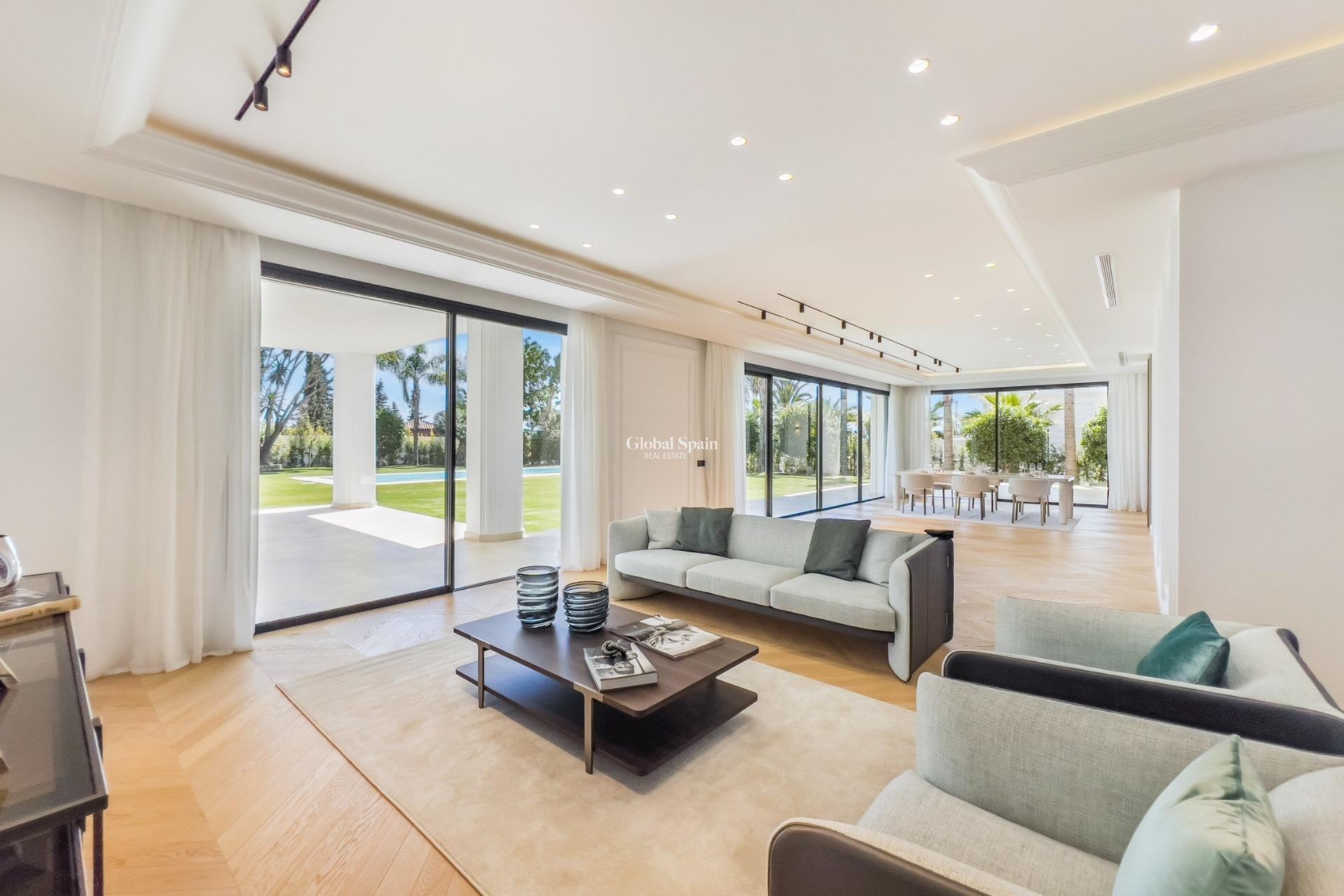 Nueva construcción  - VILLA -
MARBELLA - Lomas De Marbella Club