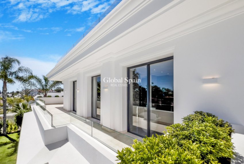 Nueva construcción  - VILLA -
MARBELLA - Lomas De Marbella Club
