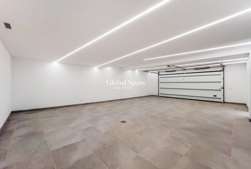 Nueva construcción  - Villa -
MARBELLA - Lomas De Marbella Club