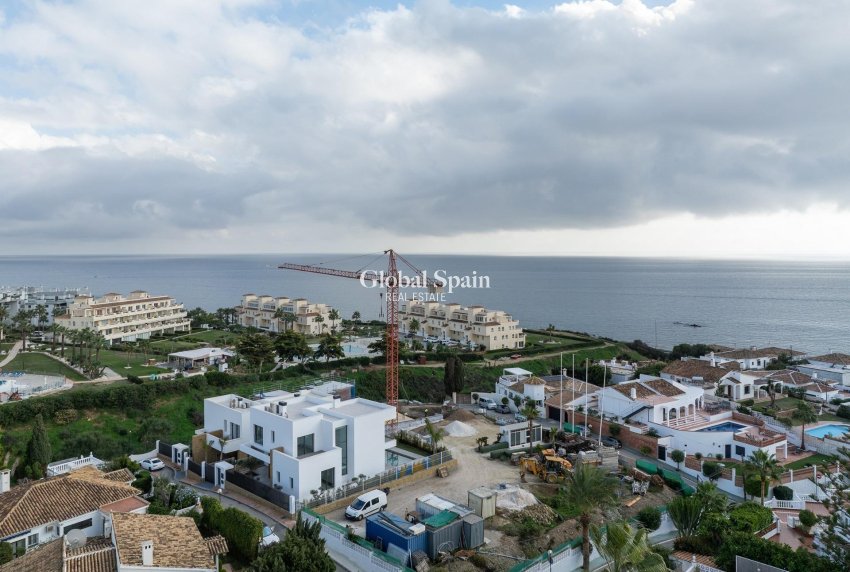 Nueva construcción  - VILLA -
MIJAS - Las Farolas