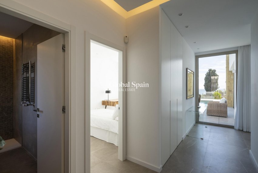 Nueva construcción  - VILLA -
MIJAS - Las Farolas