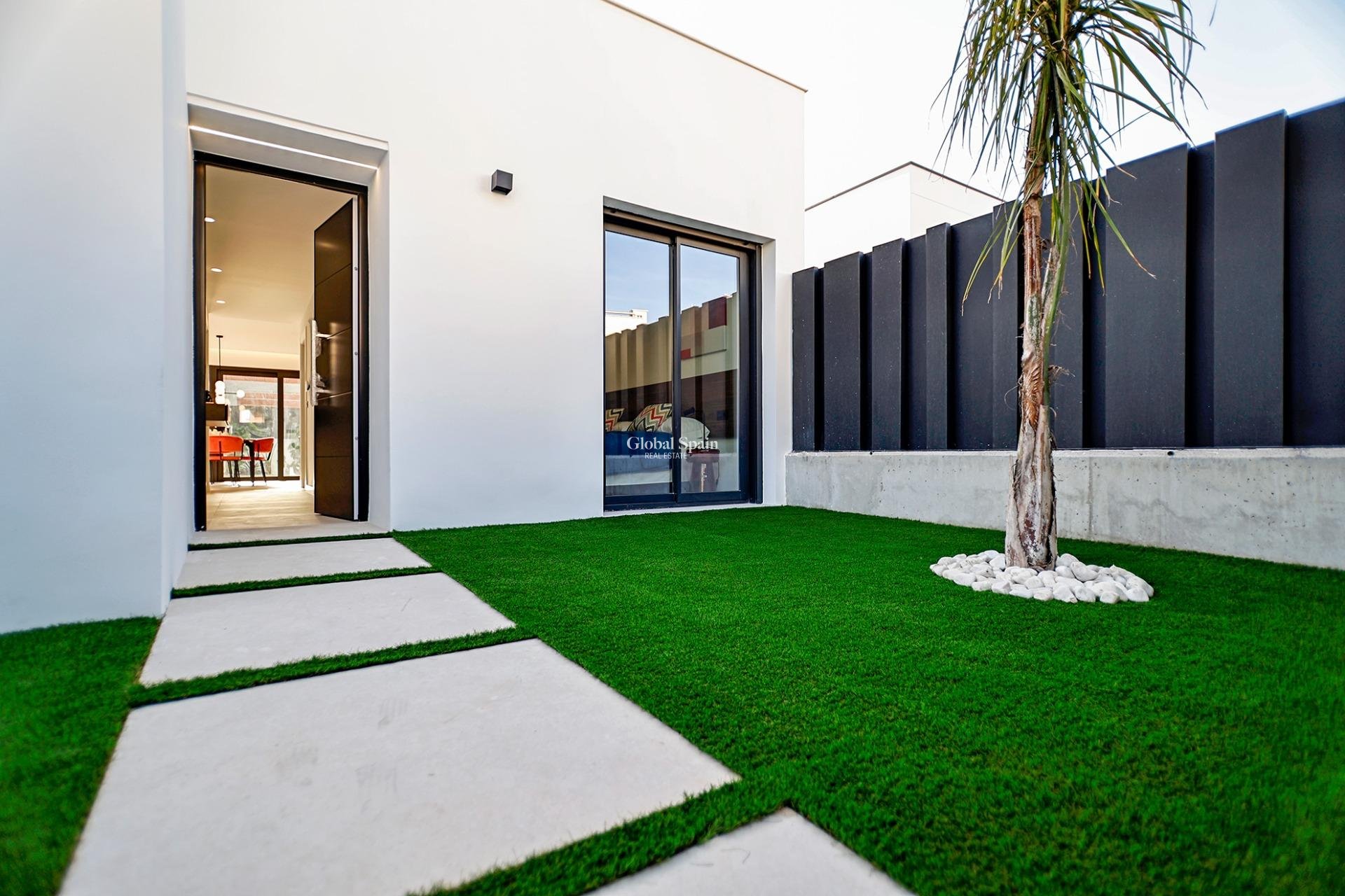 Nueva construcción  - VILLA -
MOLINA DEL SEGURA