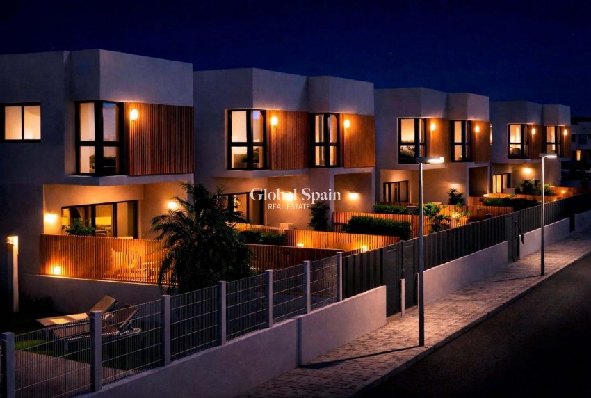 Nueva construcción  - VILLA -
MONCOFA - Playa de Chilches