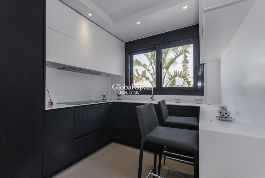 Nueva construcción  - Villa -
ORIHUELA COSTA - CAMPOAMOR