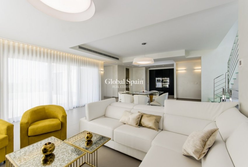 Nueva construcción  - VILLA -
ORIHUELA COSTA - CAMPOAMOR