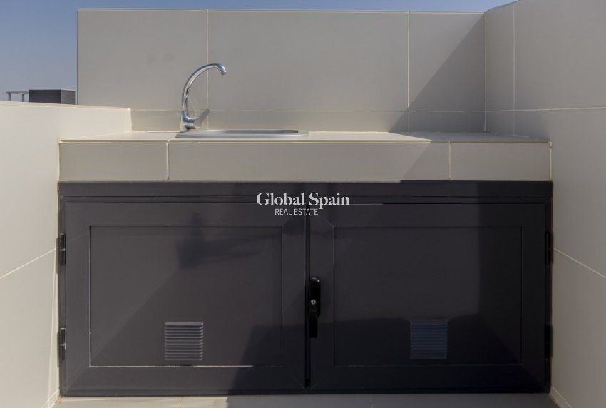 Nueva construcción  - VILLA -
ORIHUELA COSTA - CAMPOAMOR