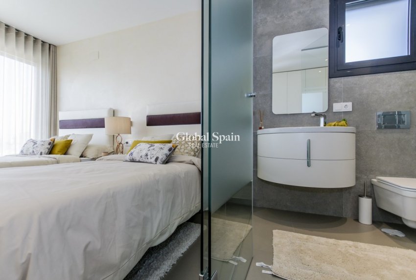 Nueva construcción  - VILLA -
ORIHUELA COSTA - CAMPOAMOR