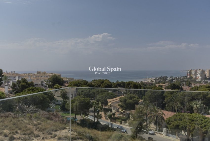 Nueva construcción  - VILLA -
ORIHUELA COSTA - CAMPOAMOR
