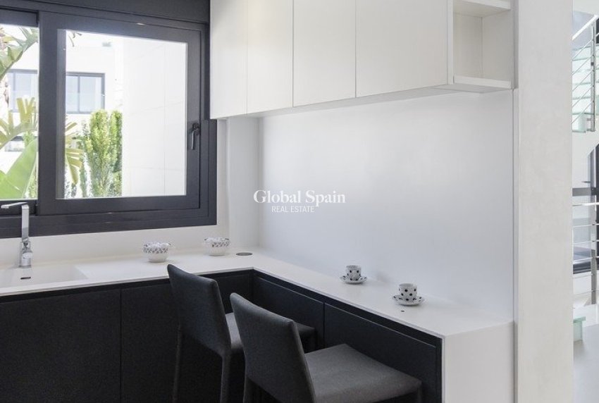 Nueva construcción  - VILLA -
ORIHUELA COSTA - CAMPOAMOR