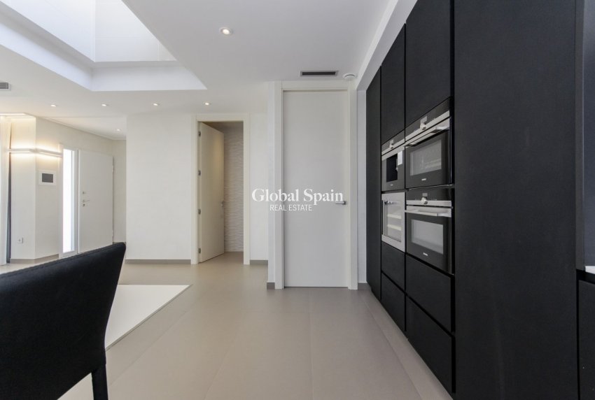 Nueva construcción  - VILLA -
ORIHUELA COSTA - CAMPOAMOR