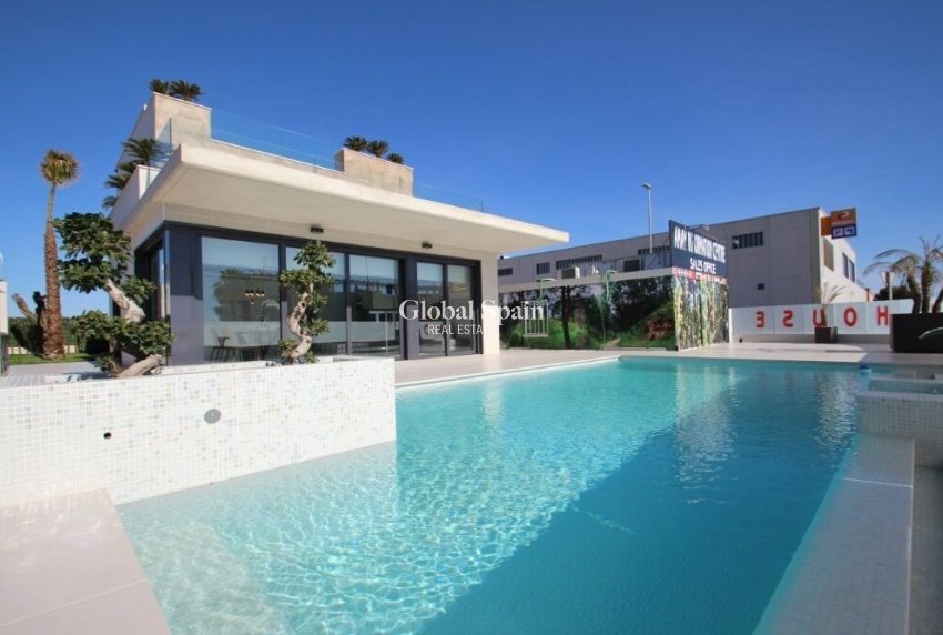 Nueva construcción  - VILLA -
ORIHUELA COSTA - CAMPOAMOR