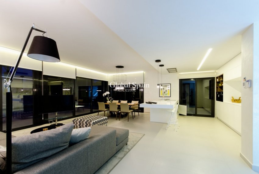 Nueva construcción  - VILLA -
ORIHUELA COSTA - CAMPOAMOR
