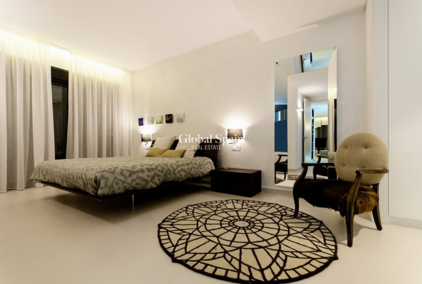 Nueva construcción  - VILLA -
ORIHUELA COSTA - CAMPOAMOR