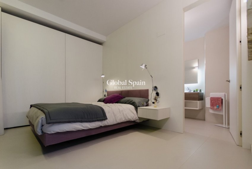 Nueva construcción  - VILLA -
ORIHUELA COSTA - CAMPOAMOR