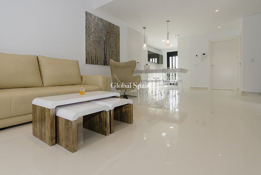 Nueva construcción  - VILLA -
ORIHUELA COSTA - CAMPOAMOR