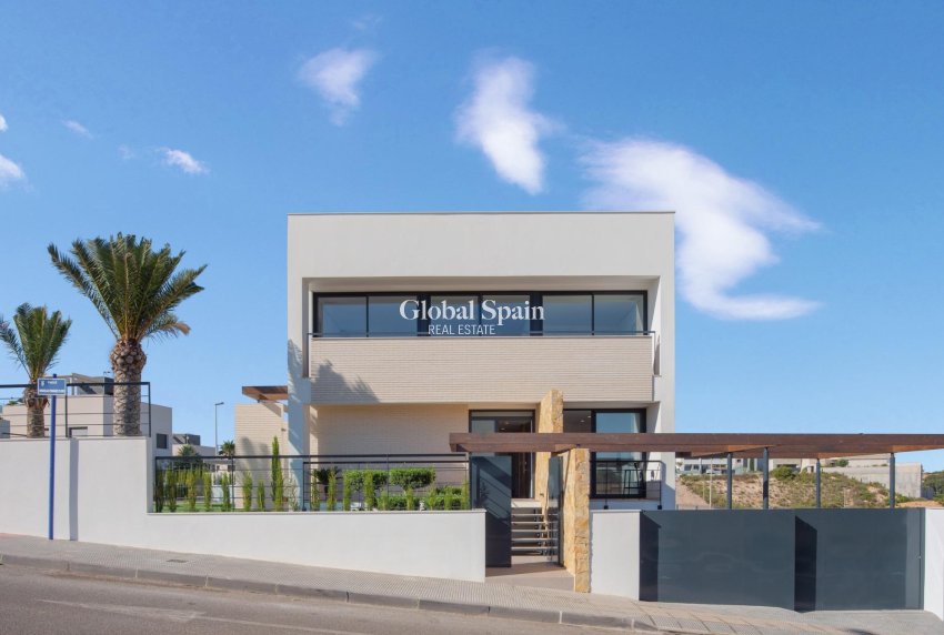 Nueva construcción  - VILLA -
ORIHUELA COSTA - CAMPOAMOR