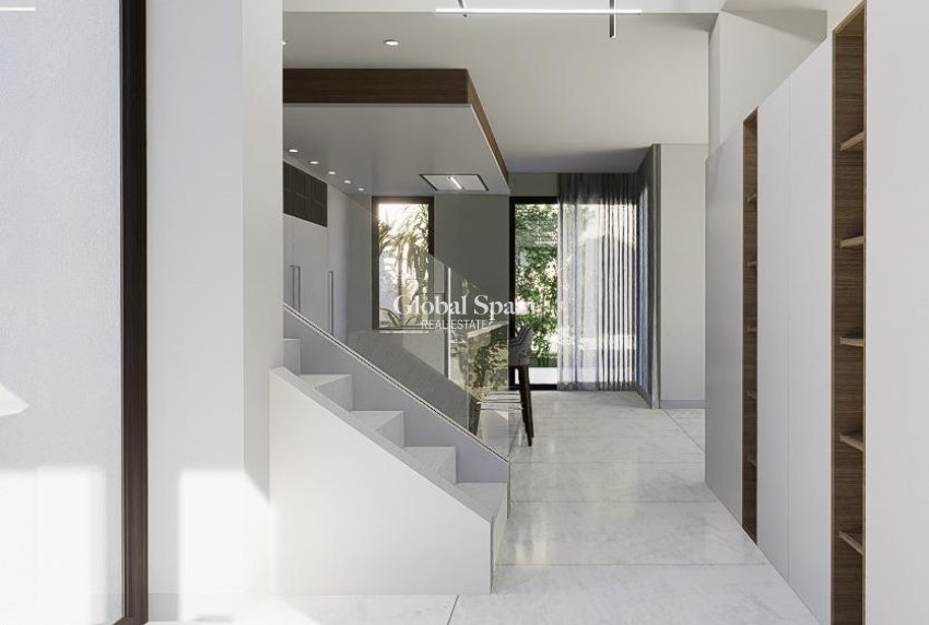 Nueva construcción  - VILLA -
ORIHUELA COSTA - La Zenia