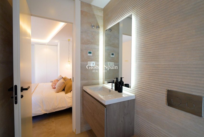 Nueva construcción  - Villa -
ORIHUELA COSTA - LOS BALCONES - LOS ALTOS