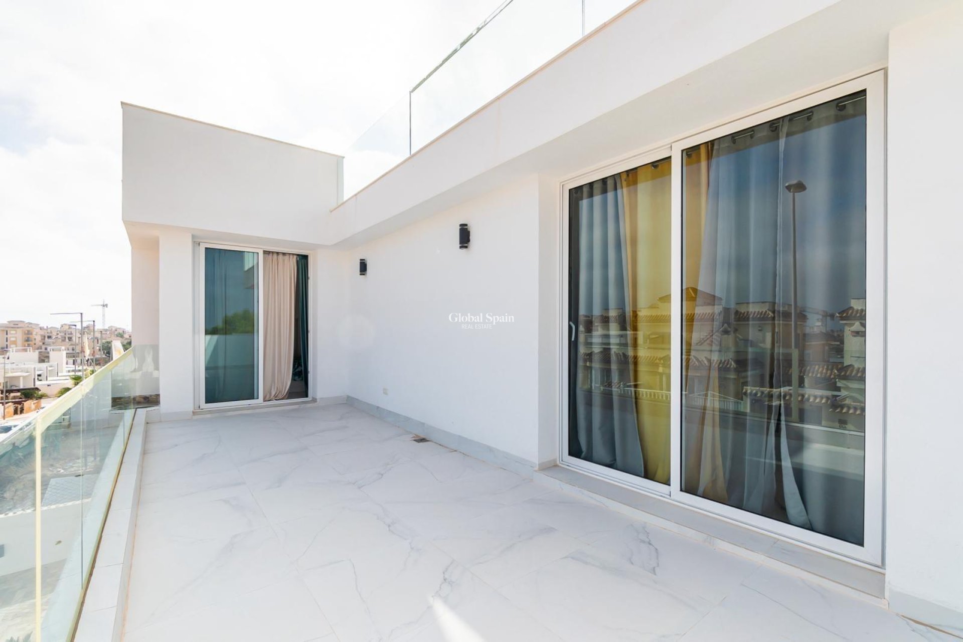 Nueva construcción  - Villa -
ORIHUELA COSTA - Pau 26