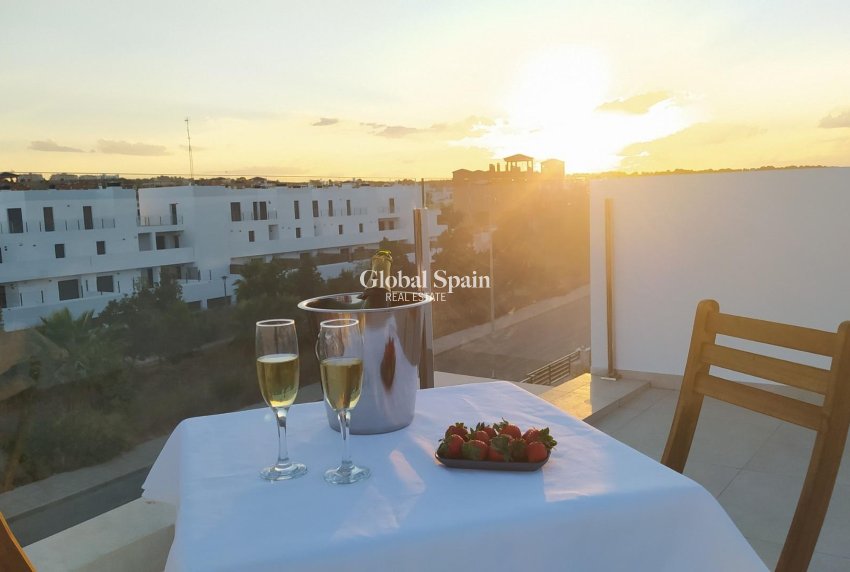Nueva construcción  - VILLA -
ORIHUELA COSTA - PAU 8