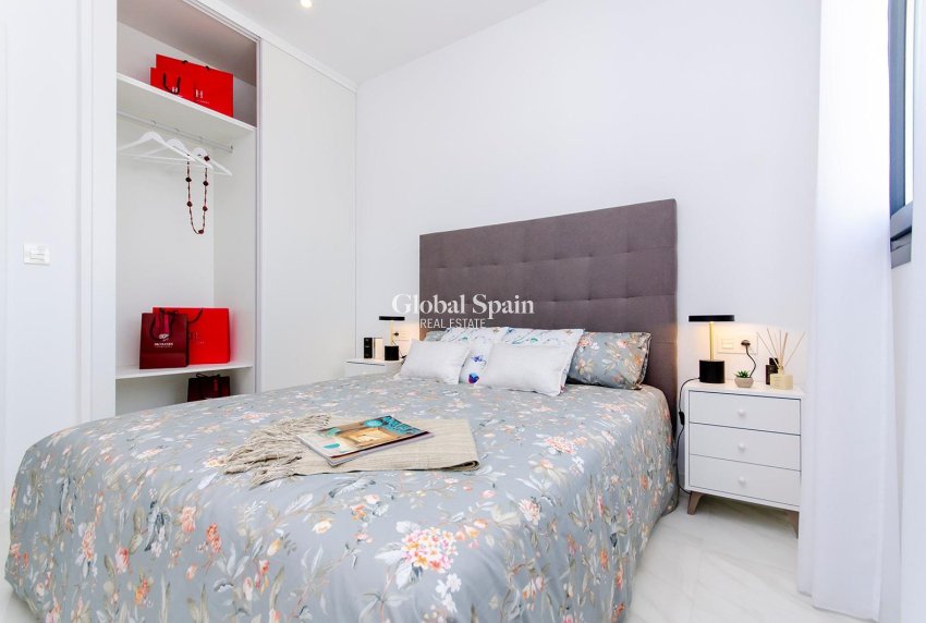 Nueva construcción  - VILLA -
ORIHUELA - Vistabella Golf