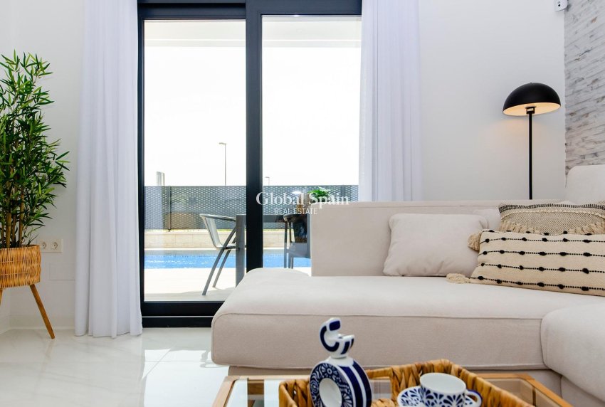 Nueva construcción  - Villa -
ORIHUELA - Vistabella Golf