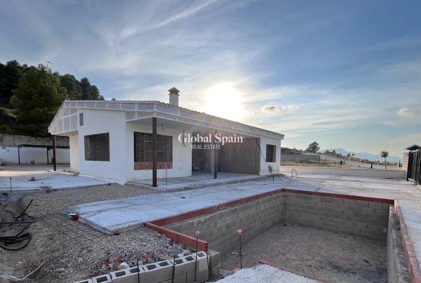 Nueva construcción  - Villa -
Penaguila - El Olivar