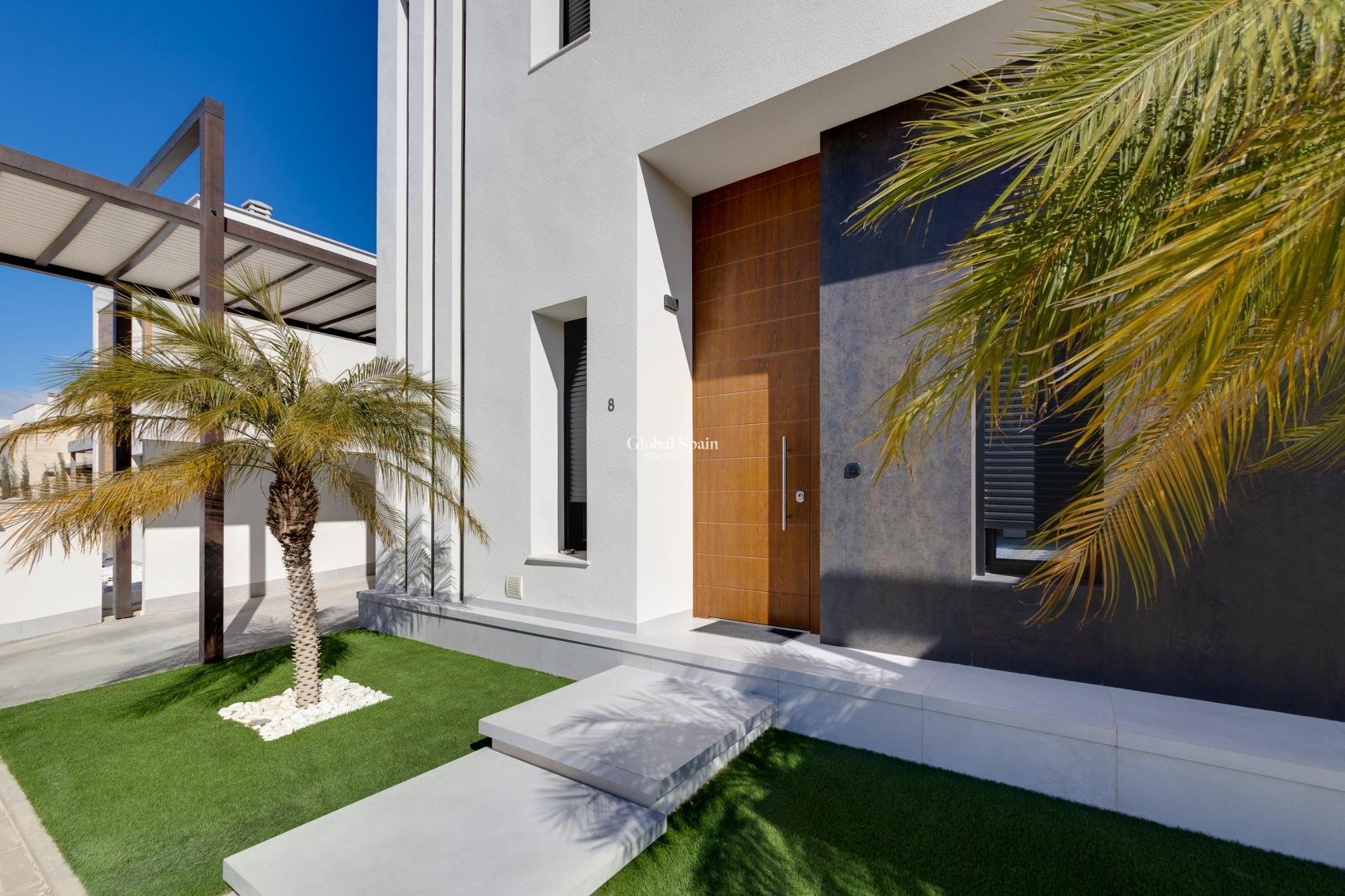 Nueva construcción  - VILLA -
PILAR DE LA HORADADA - Lo Romero Golf