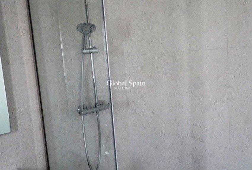 Nueva construcción  - VILLA -
PILAR DE LA HORADADA - pueblo