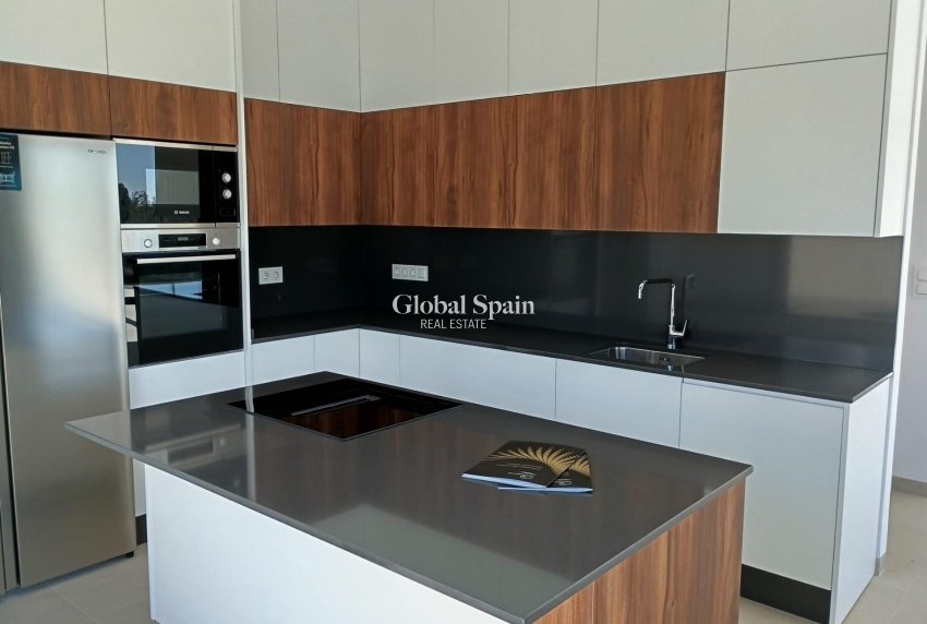 Nueva construcción  - VILLA -
PILAR DE LA HORADADA - Roda Golf