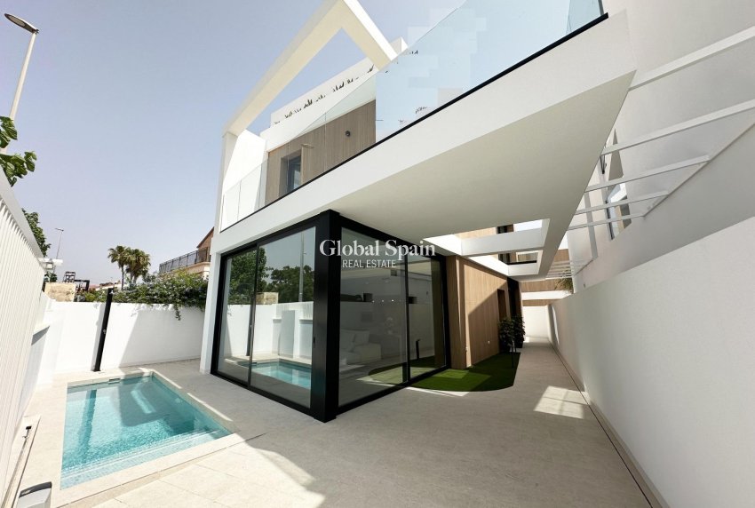 Nueva construcción  - VILLA -
PILAR DE LA HORADADA - Torre de la Horadada