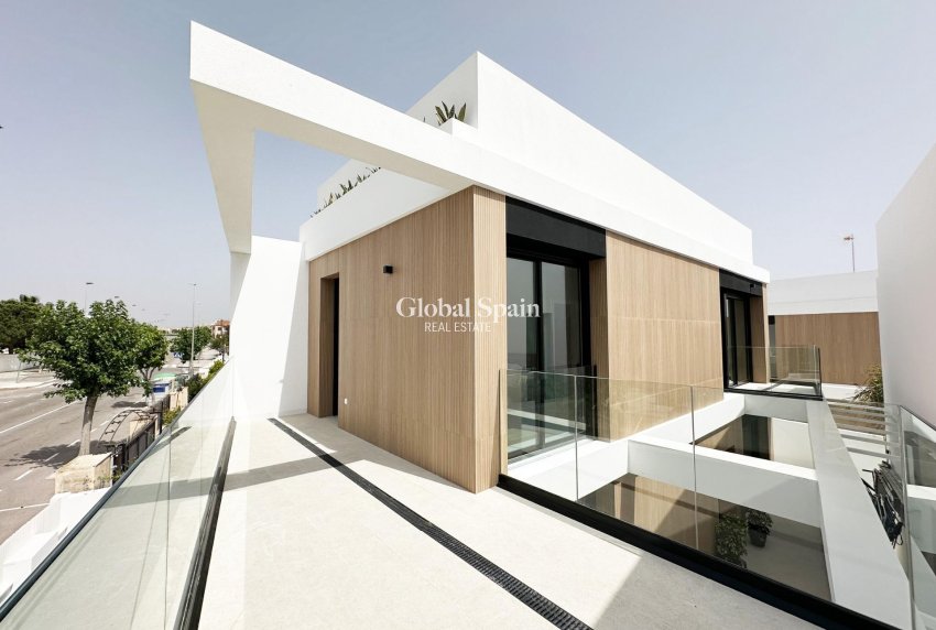 Nueva construcción  - VILLA -
PILAR DE LA HORADADA - Torre de la Horadada