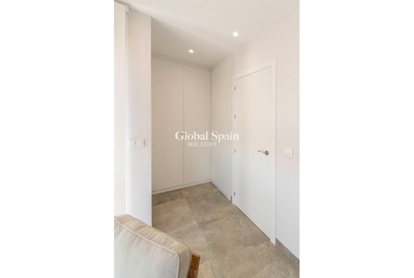 Nueva construcción  - Villa -
PILAR DE LA HORADADA