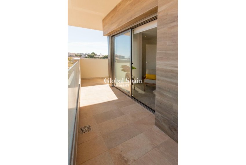 Nueva construcción  - Villa -
PILAR DE LA HORADADA