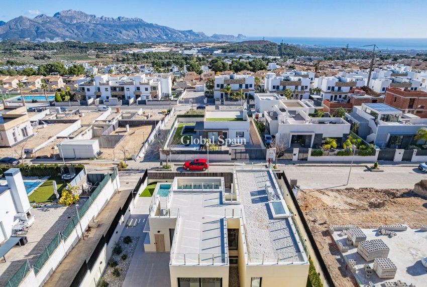 Nueva construcción  - VILLA -
POLOP - La Alberca