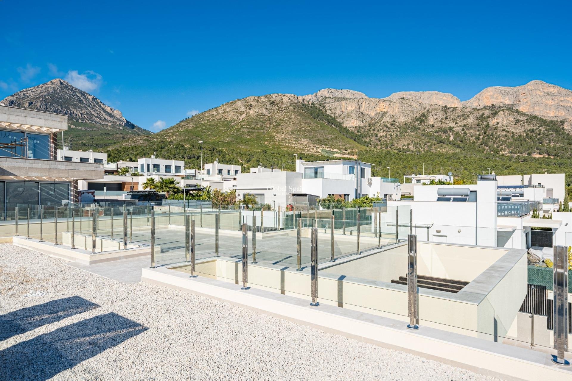 Nueva construcción  - VILLA -
POLOP - La Alberca