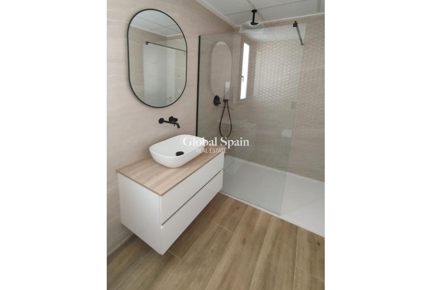 Nueva construcción  - Villa -
POLOP - PAU 1