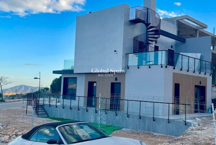 Nueva construcción  - VILLA -
POLOP - PAU1