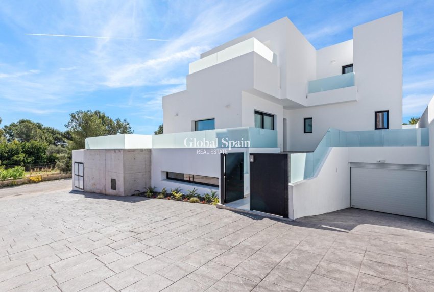Nueva construcción  - VILLA -
POLOP - Urbanizaciones