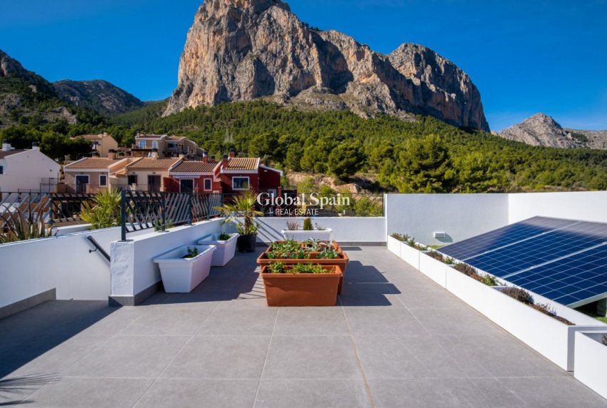 Nueva construcción  - VILLA -
POLOP - Urbanizaciones