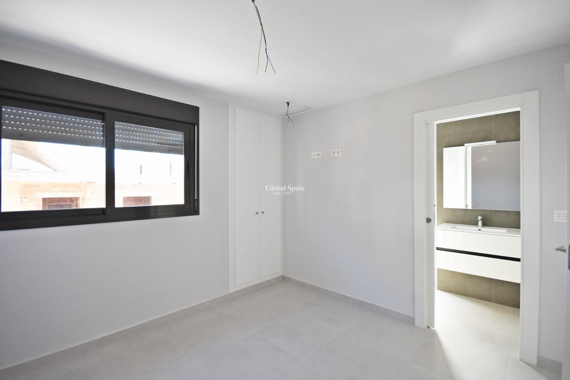 Nueva construcción  - VILLA -
PUERTO DE MAZARRÓN - Mar De Plata