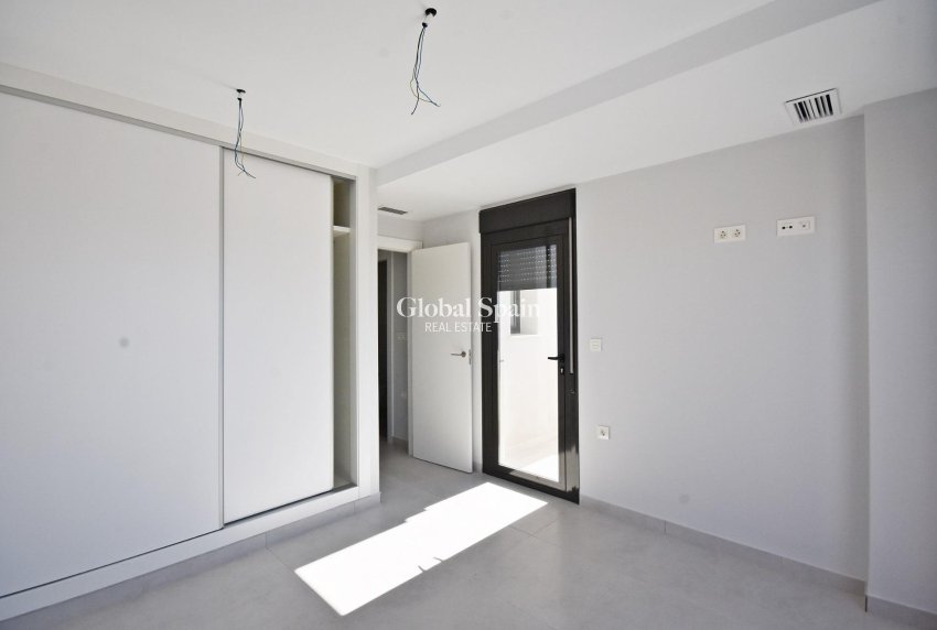 Nueva construcción  - VILLA -
PUERTO DE MAZARRÓN - Mar De Plata
