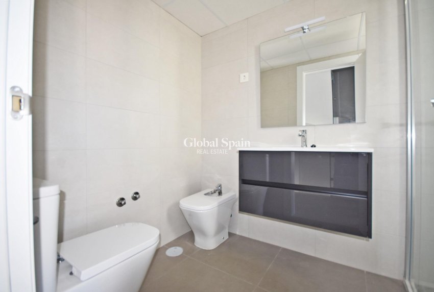 Nueva construcción  - VILLA -
PUERTO DE MAZARRÓN - Mar De Plata