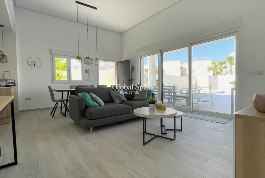 Nueva construcción  - VILLA -
RAFAL