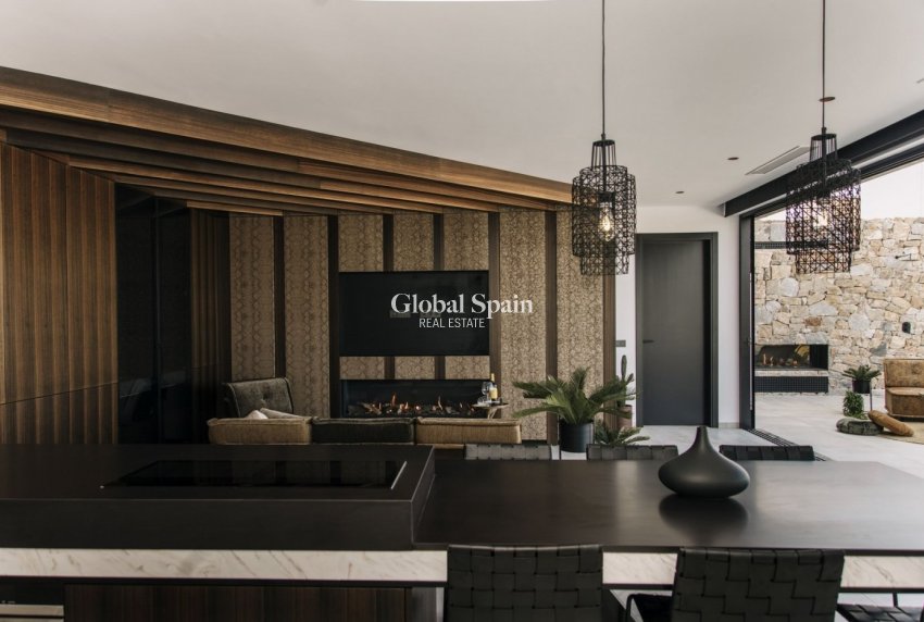 Nueva construcción  - VILLA -
ROJALES - ALTOS DE LA MARQUESA