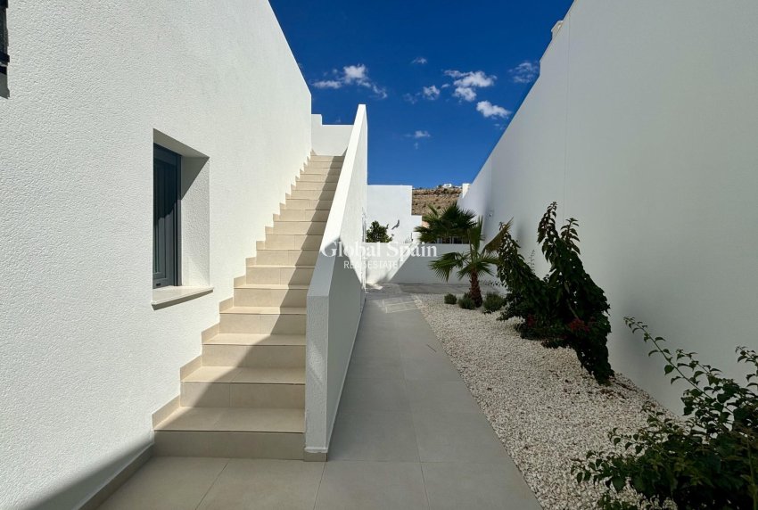 Nueva construcción  - VILLA -
ROJALES - Atalaya Park