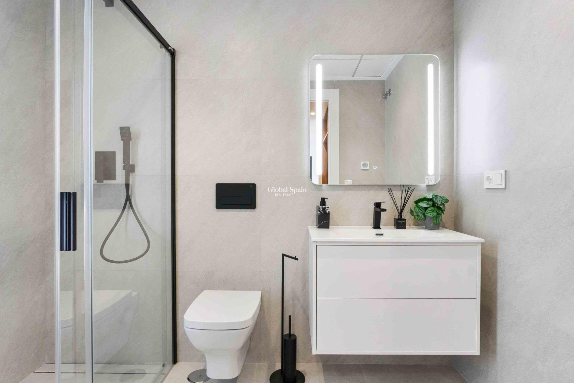 Nueva construcción  - VILLA -
ROJALES - Benimar